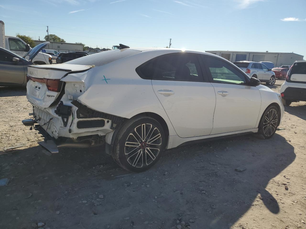 2022 Kia Forte - Image 3