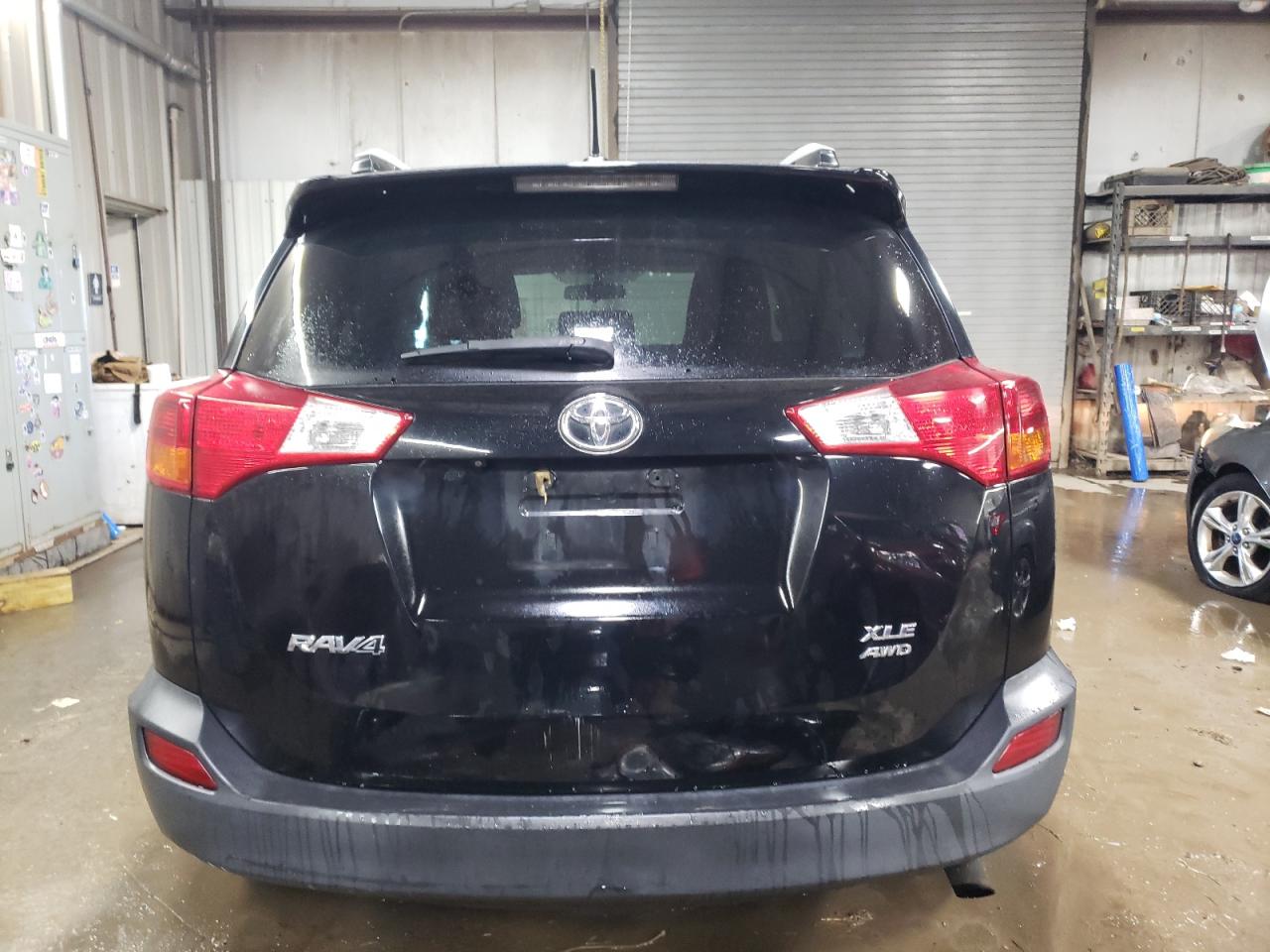 VIN 2T3RFREV9FW340010 2015 TOYOTA RAV4 no.6