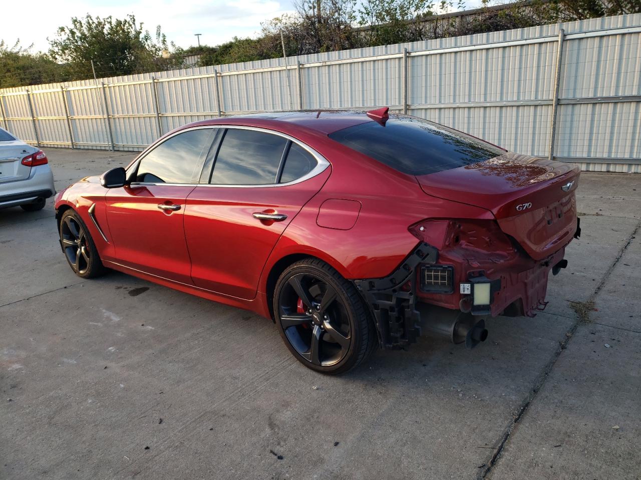 2020 Genesis G70 - Image 2