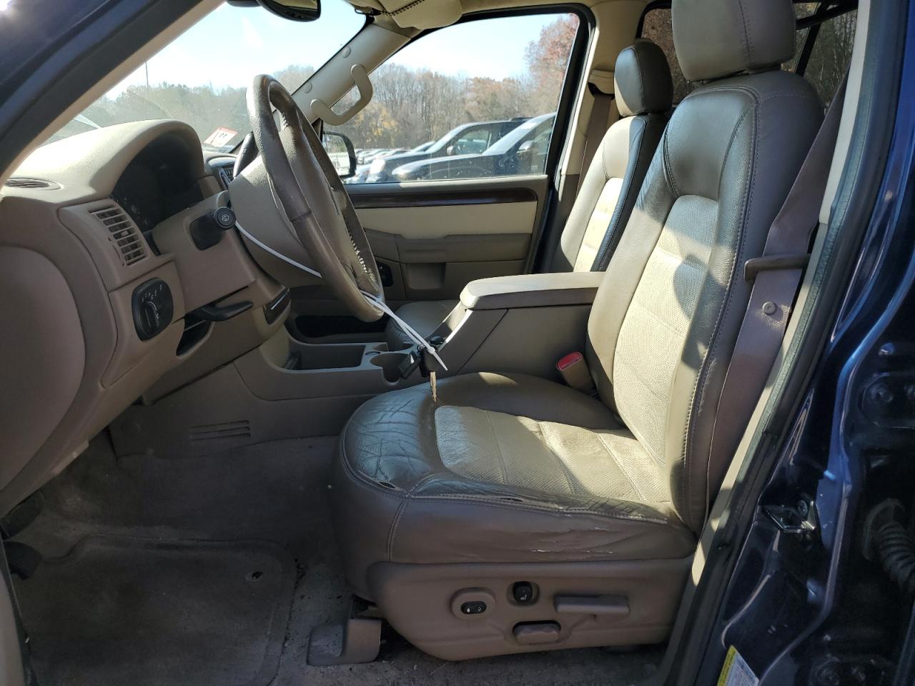 2005 Ford Explorer Eddie Bauer VIN: 1FMZU74EX5UA84429 Lot: 79400234