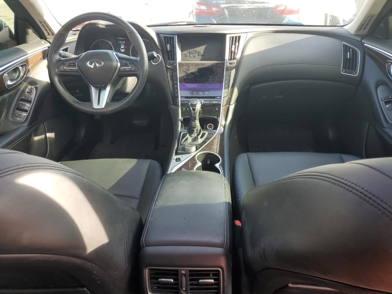 2018 Infiniti Q50 - Image 8