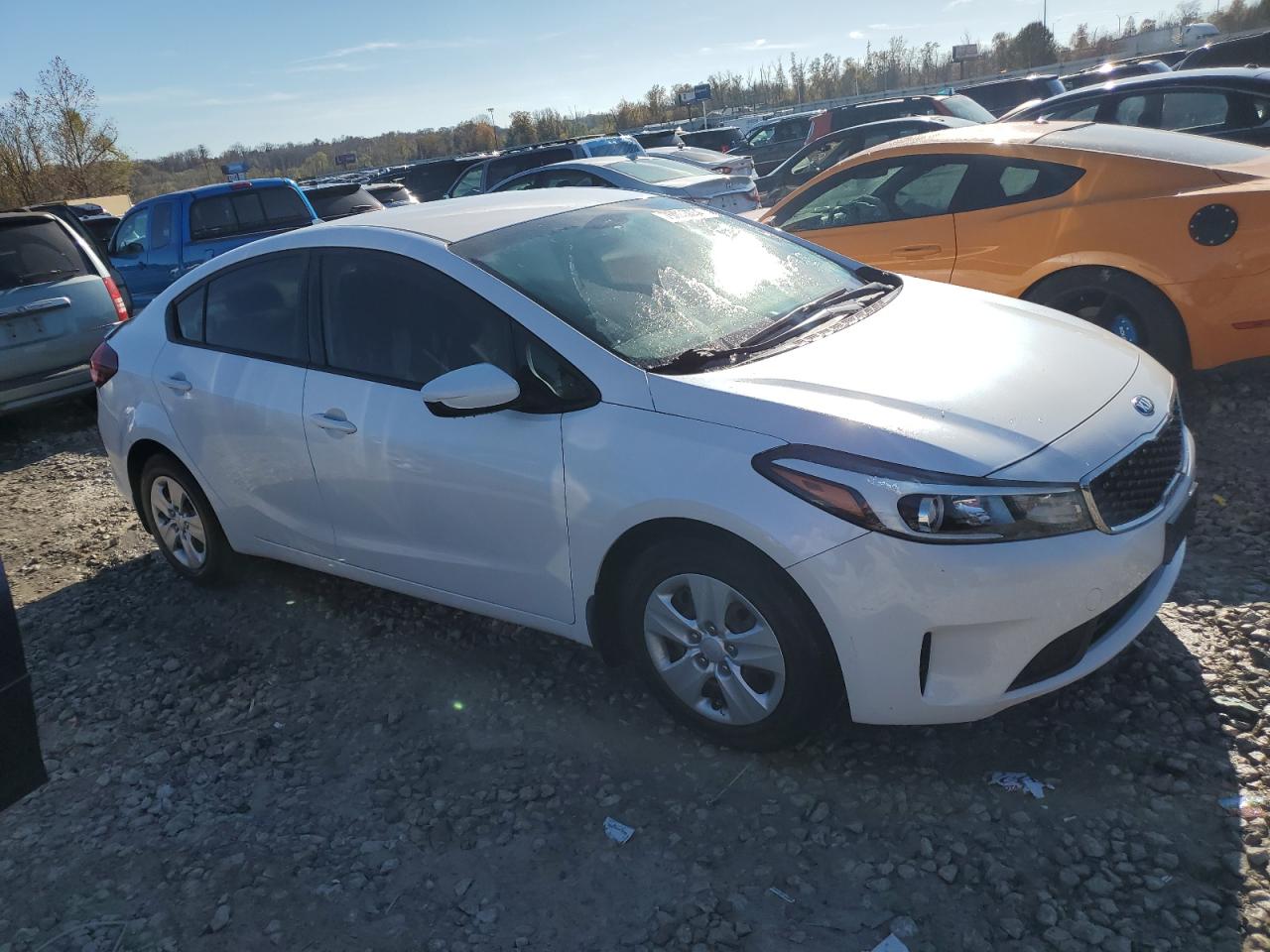 2017 Kia Forte - Image 4
