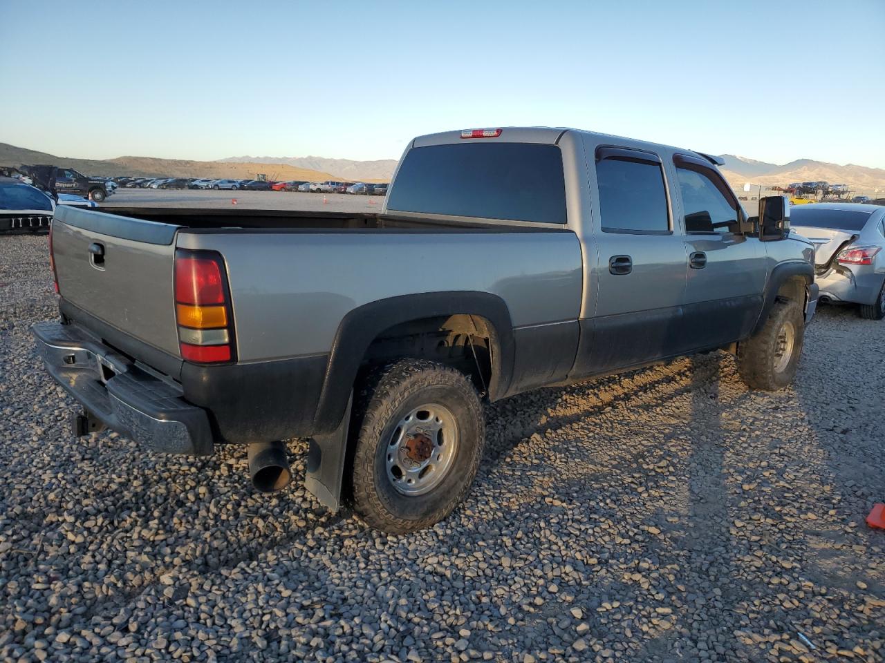 2003 Chevrolet Silverado - Image 3