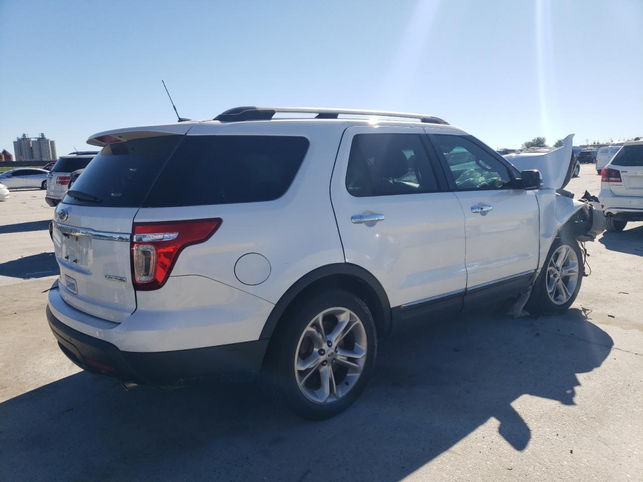 2014 Ford Explorer - Image 3