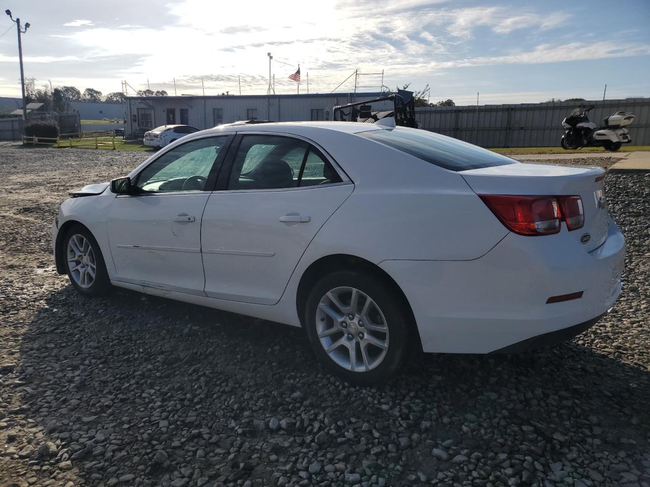 2014 Chevrolet Malibu - Image 2