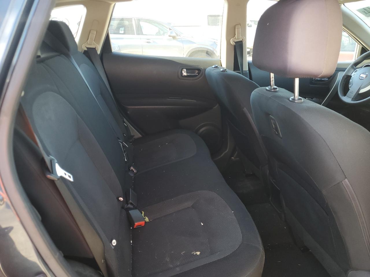 2014 Nissan Rogue - Image 11