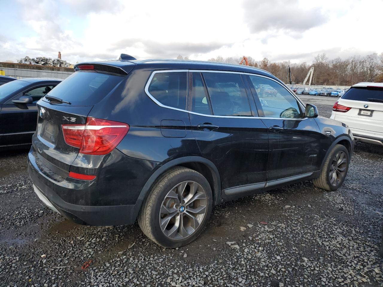 VIN 5UXWX9C51F0D54413 2015 BMW X3 no.3