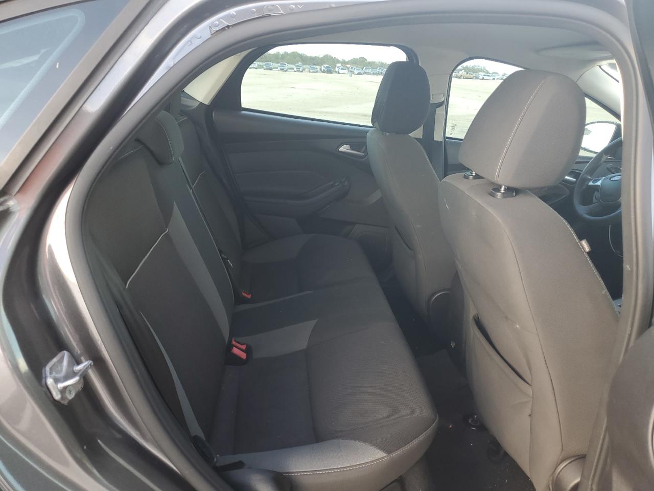 2013 Ford Focus - Image 11