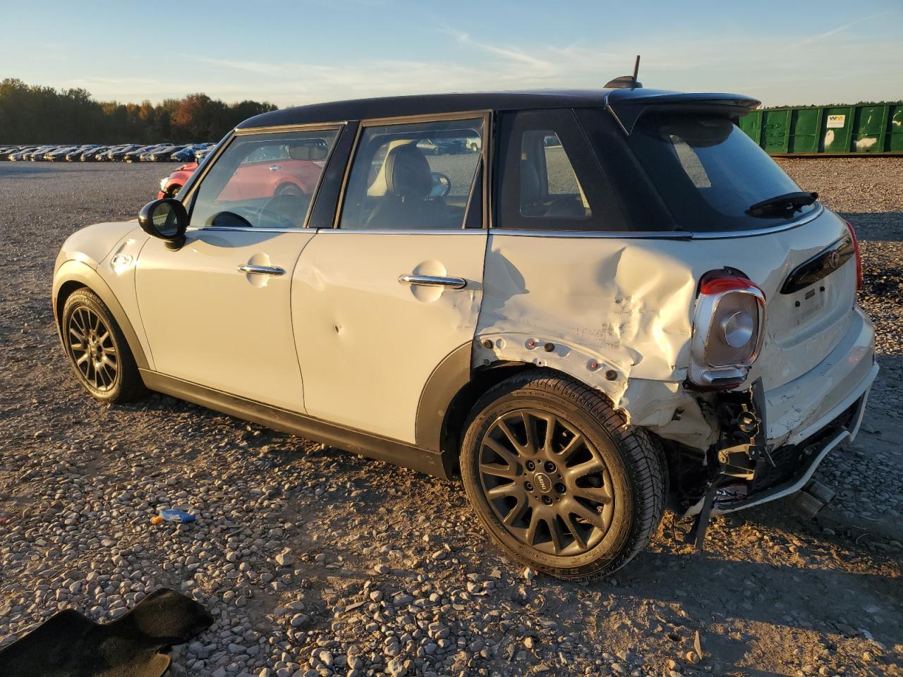 2017 MINI Cooper - Image 2