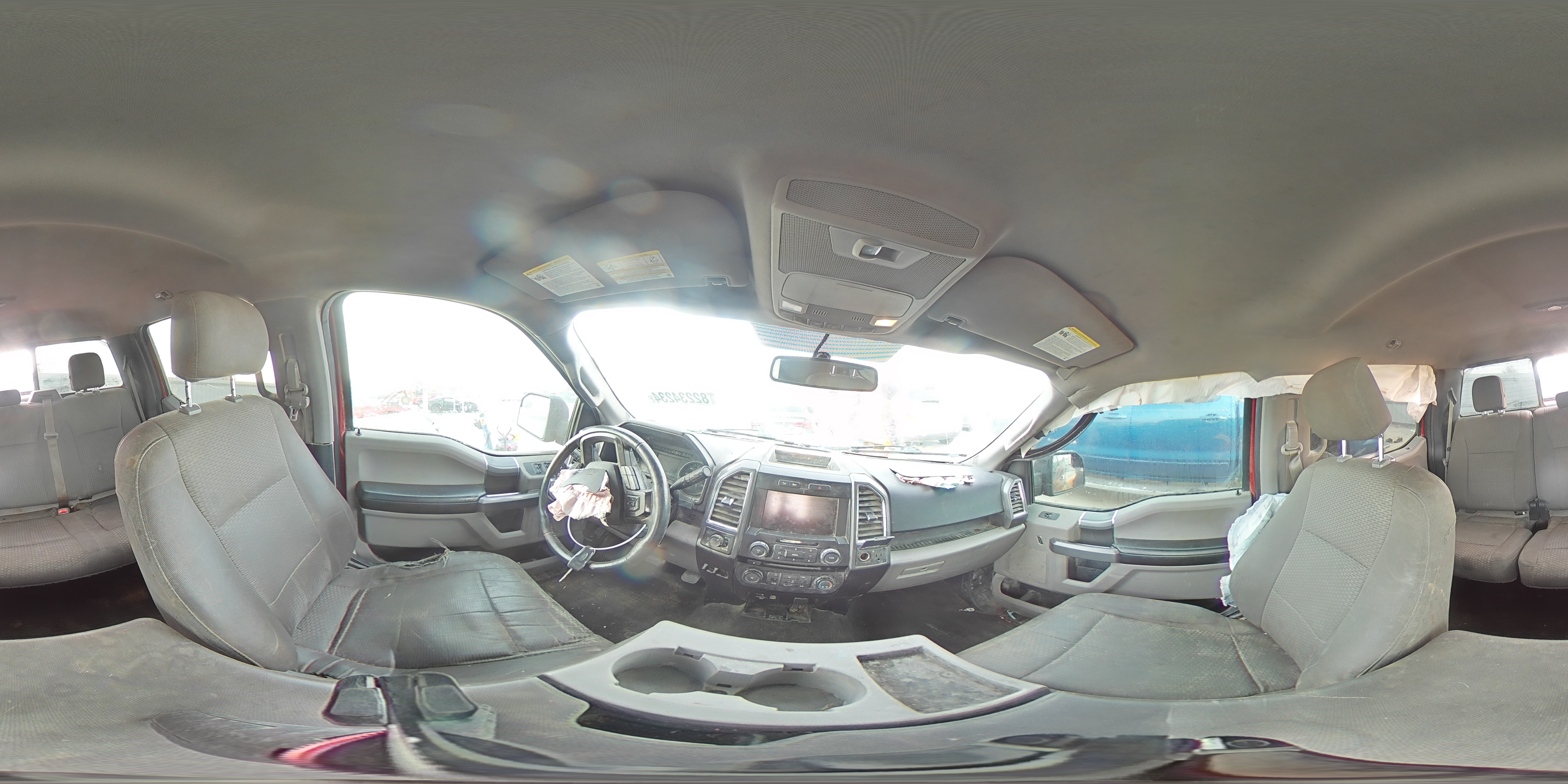2015 Ford F-150 - Image 13