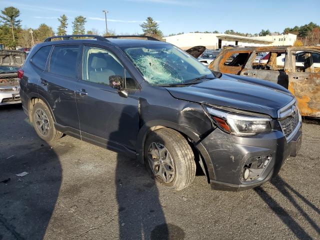  SUBARU FORESTER 2021 Серый