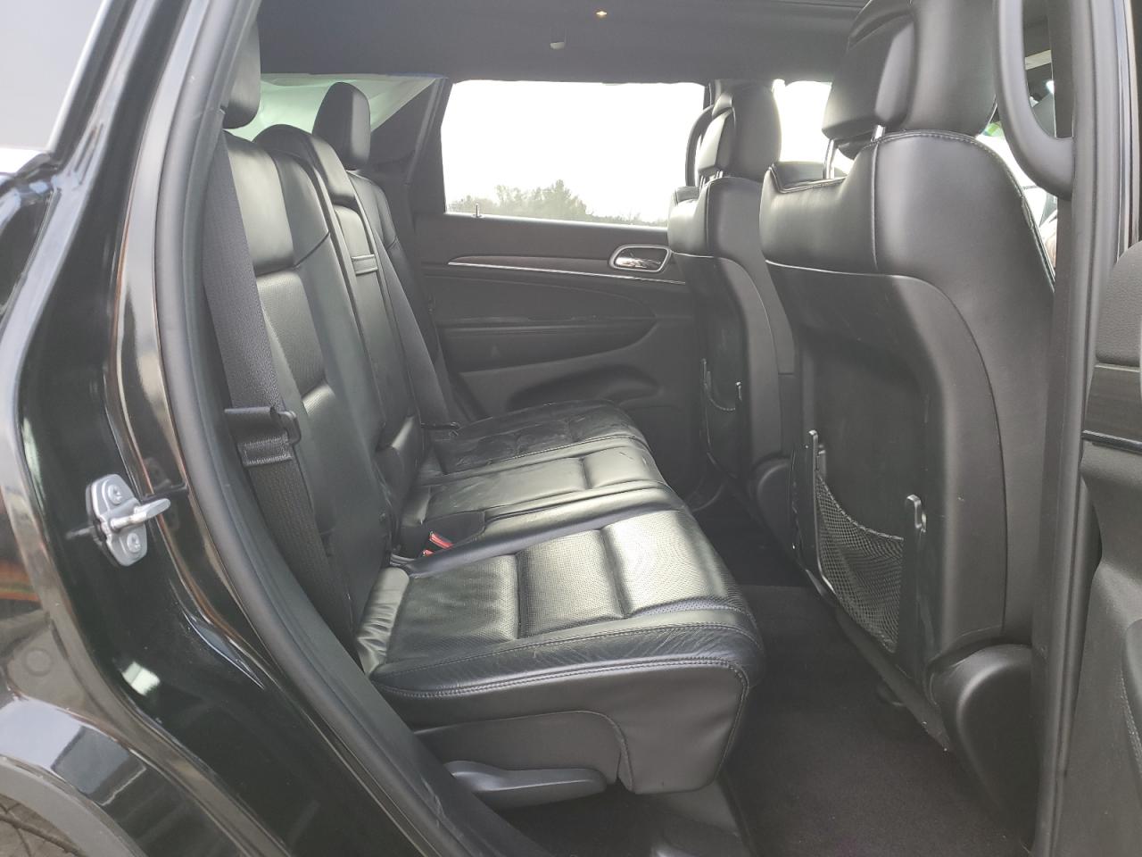 2018 Jeep Grand Cherokee - Image 11