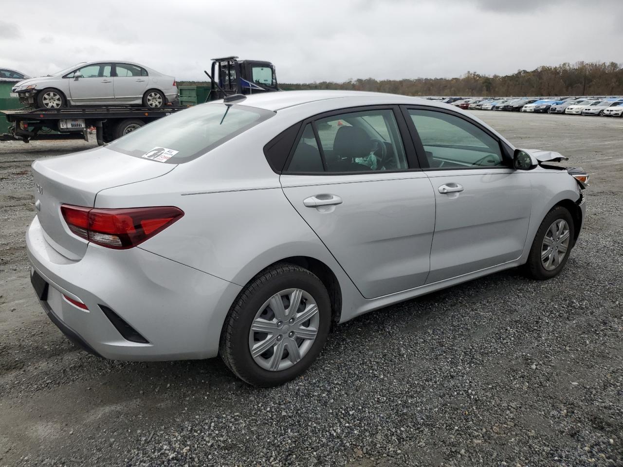2022 Kia Rio - Image 3