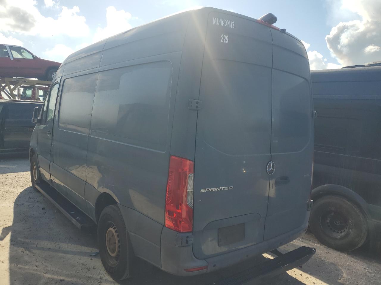 VIN WD4PF0CD7KP083888 2019 MERCEDES-BENZ SPRINTER no.2