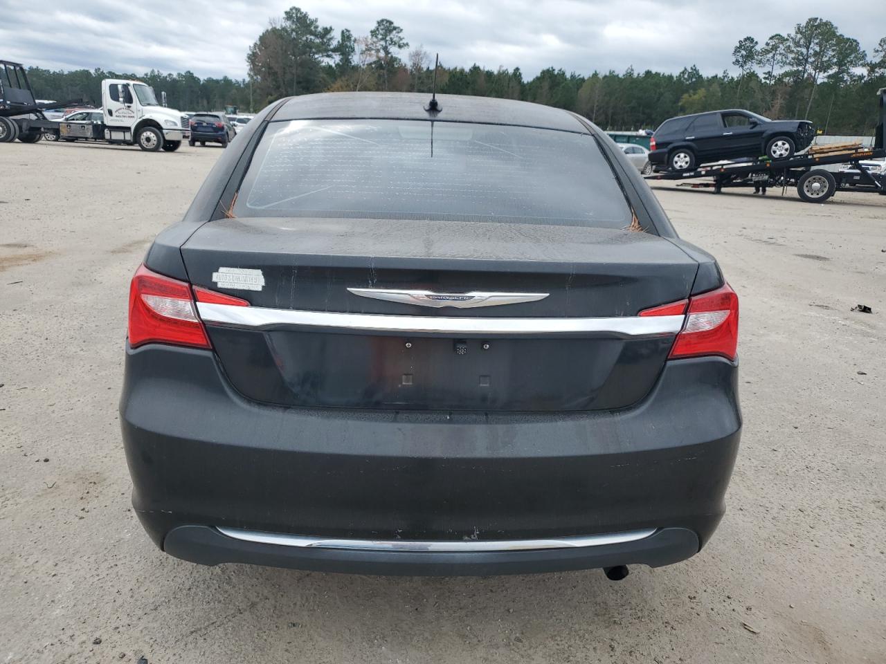 2013 Chrysler 200 - Image 6