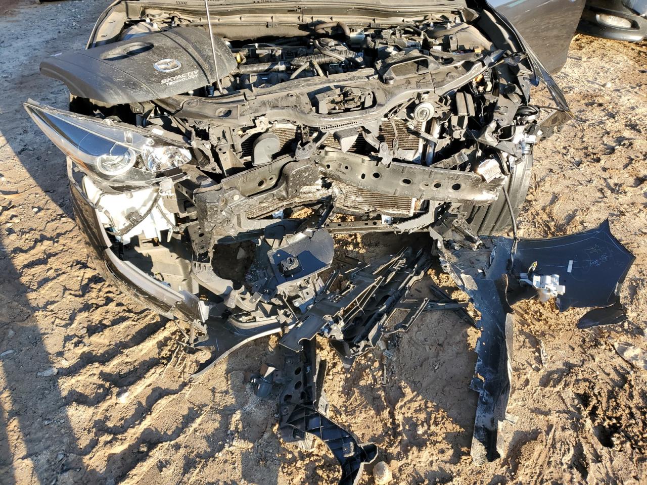 2018 Mazda 3 - Image 12