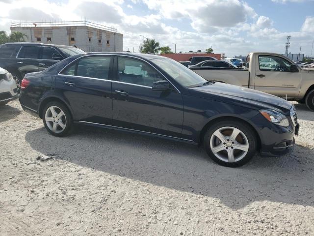 Sedans MERCEDES-BENZ E-CLASS 2015 Granatowy