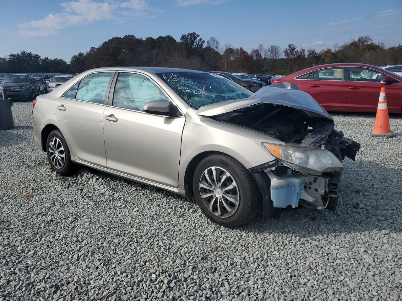 VIN 4T4BF1FK8DR325355 2013 TOYOTA CAMRY no.4