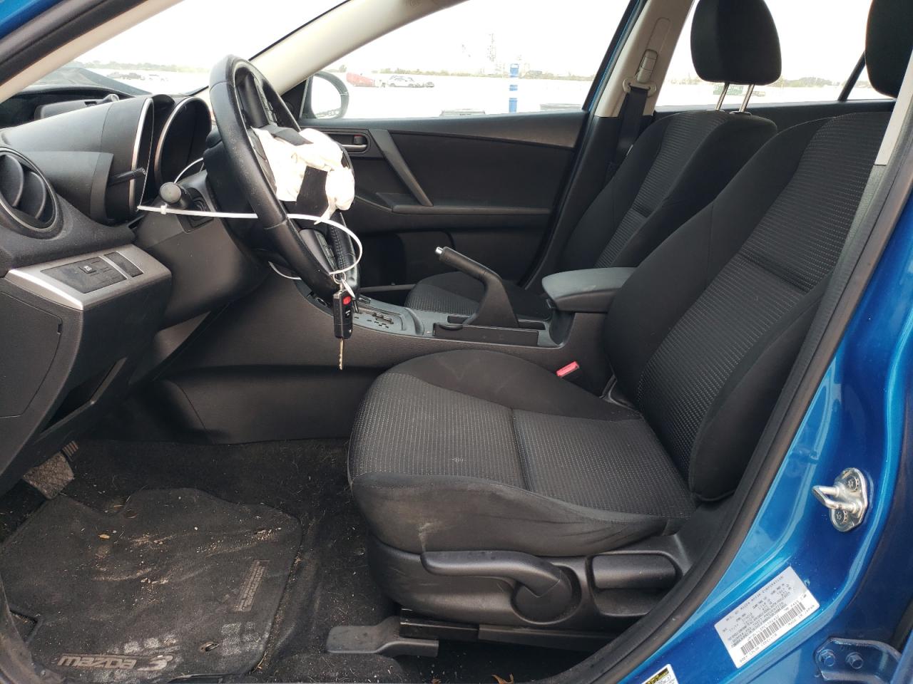 2012 Mazda 3 - Image 7