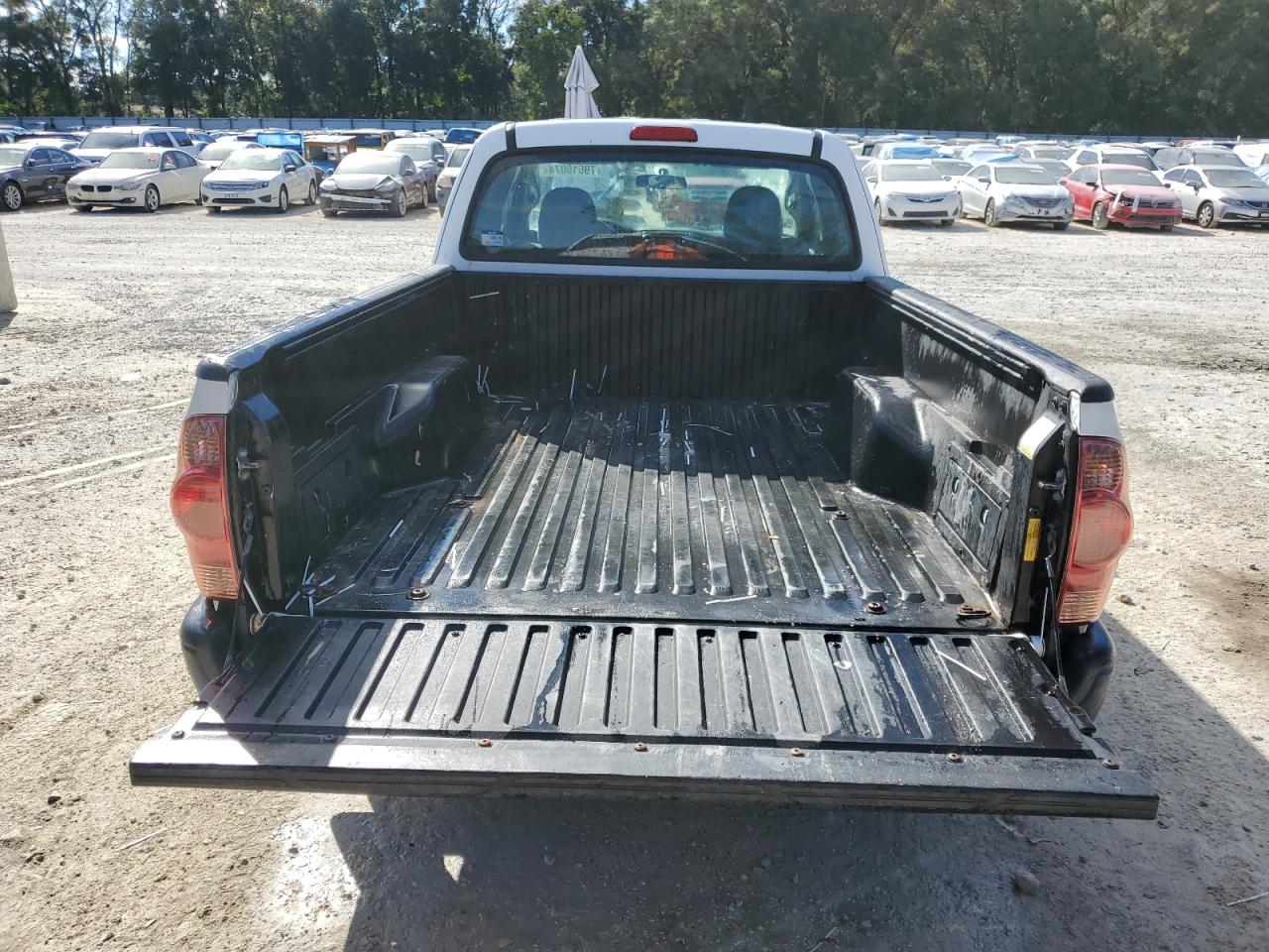 2015 Toyota Tacoma - Image 6