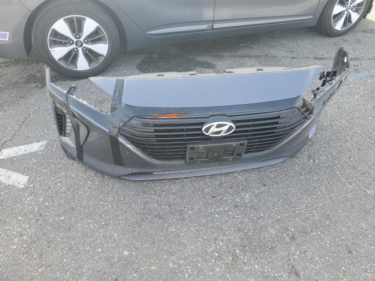 2019 Hyundai IONIQ - Image 12