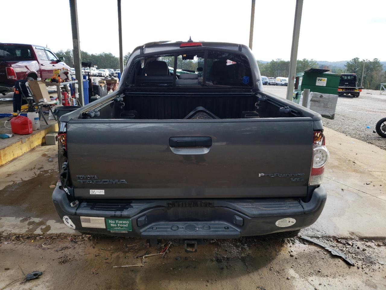 2014 Toyota Tacoma - Image 6