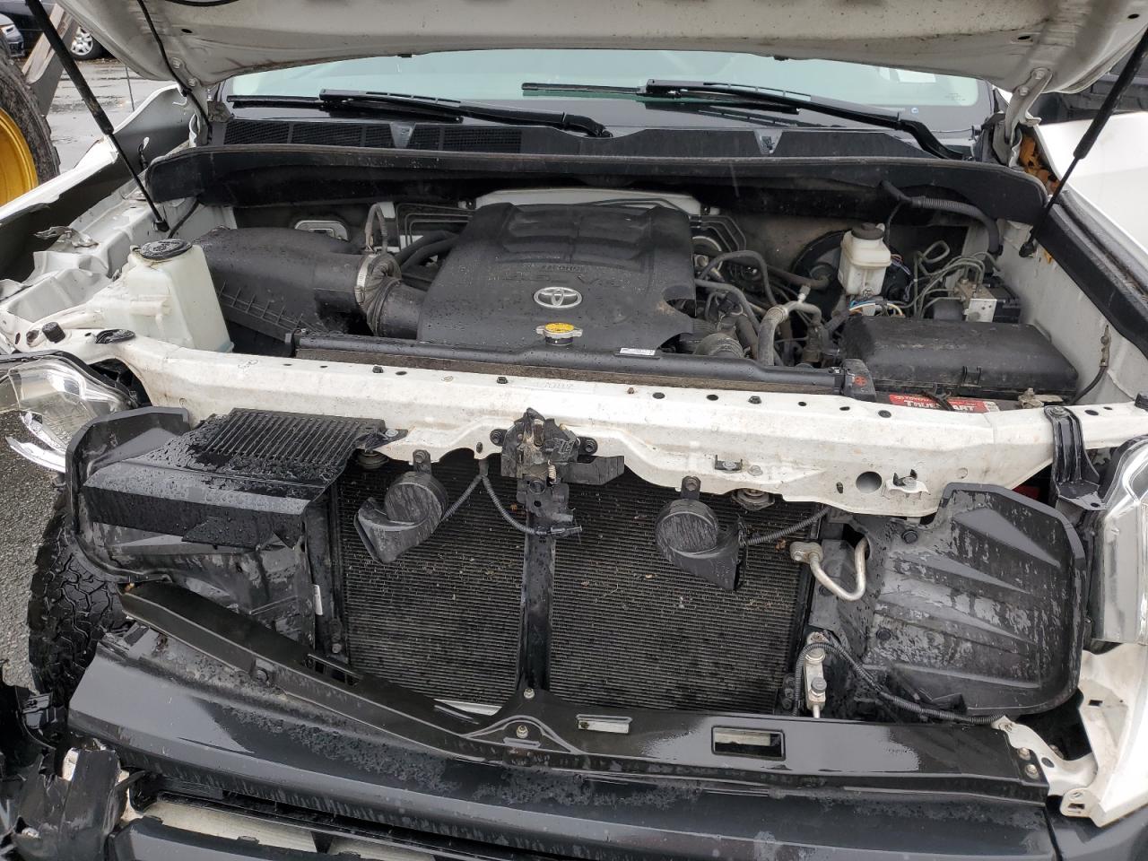 2017 Toyota Tundra - Image 13