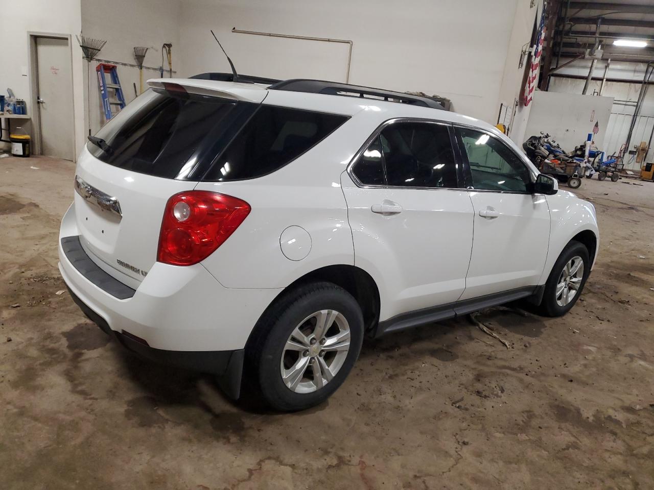 2011 Chevrolet Equinox - Image 3