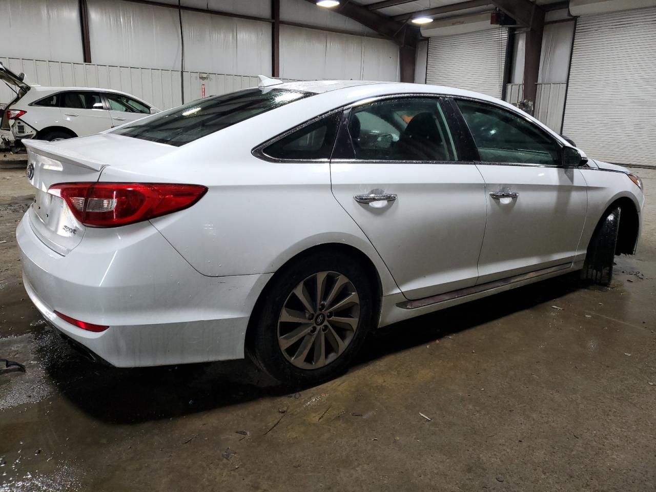 2017 Hyundai Sonata - Image 3