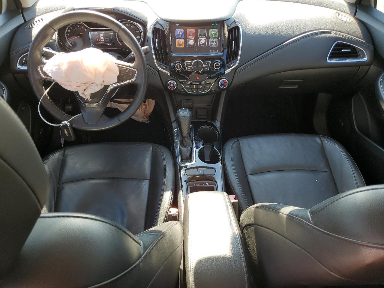 2017 Chevrolet Cruze - Image 8