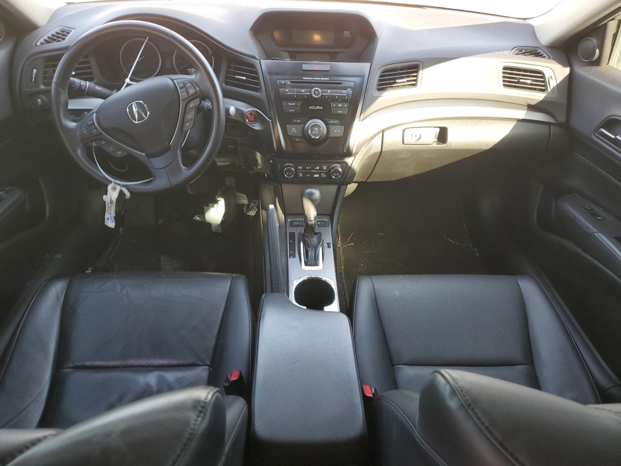 2014 Acura ILX - Image 8