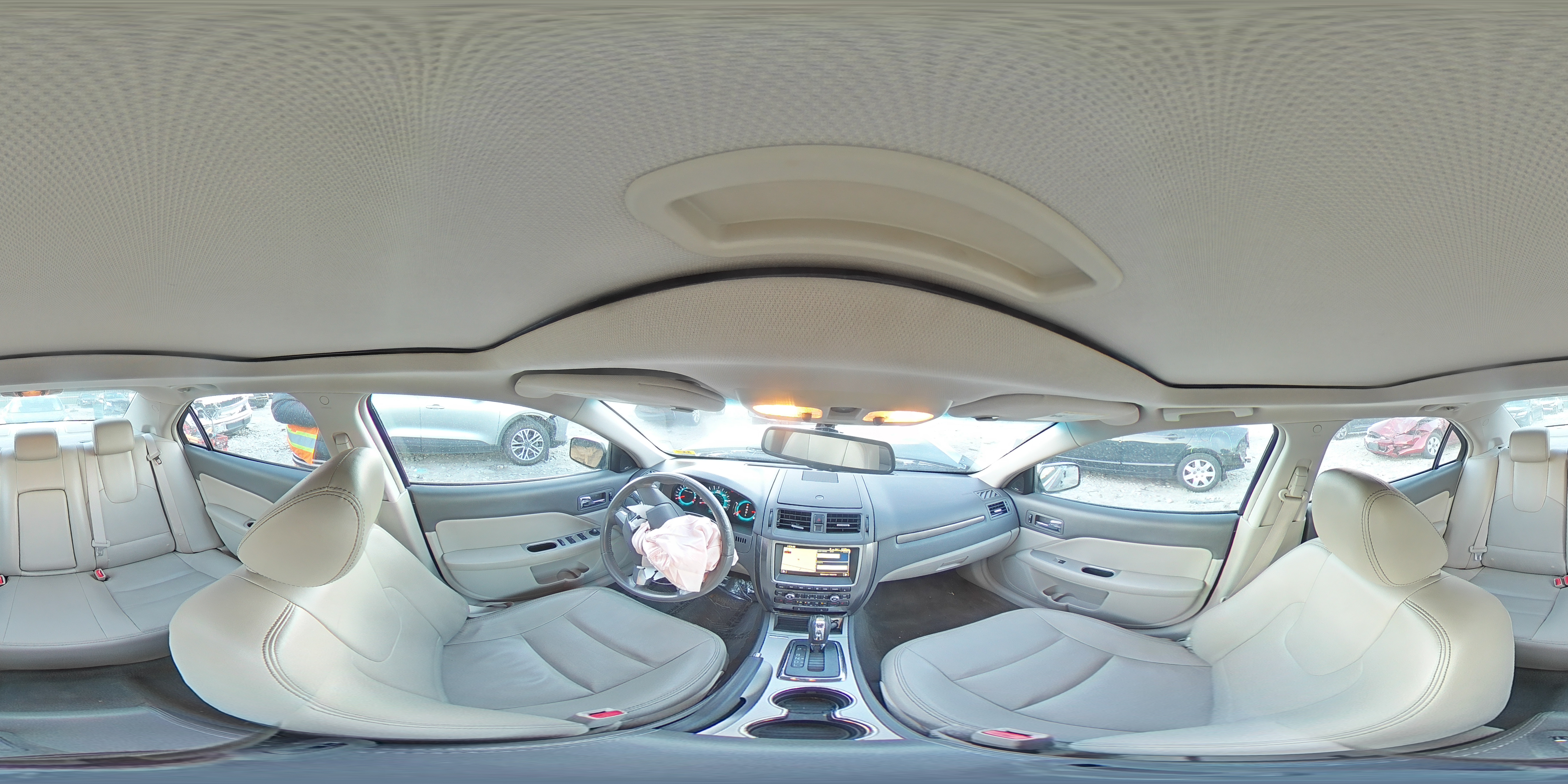2010 Ford Fusion - Image 13