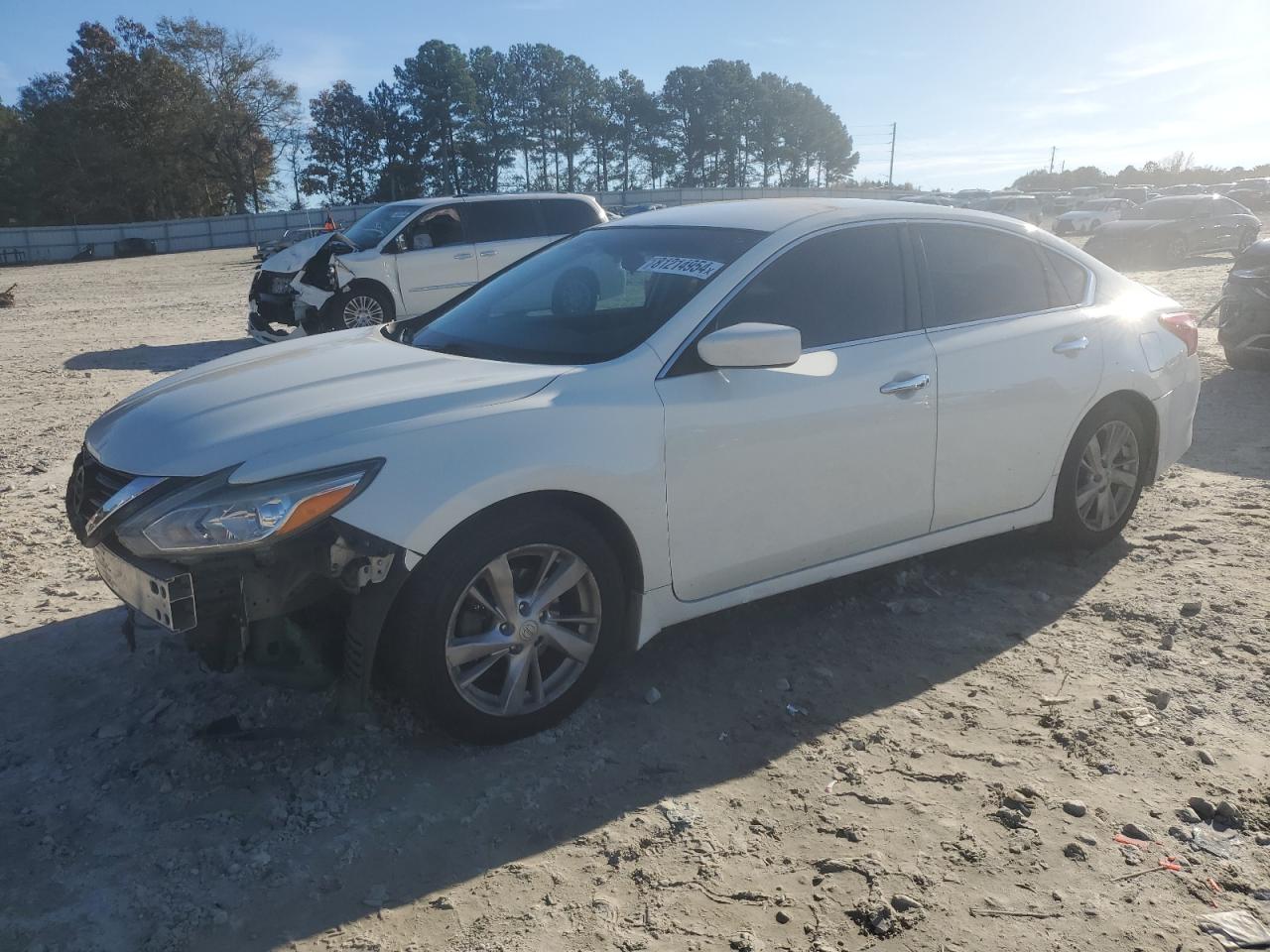 VIN 1N4AL3AP8JC134575 2018 NISSAN ALTIMA no.1