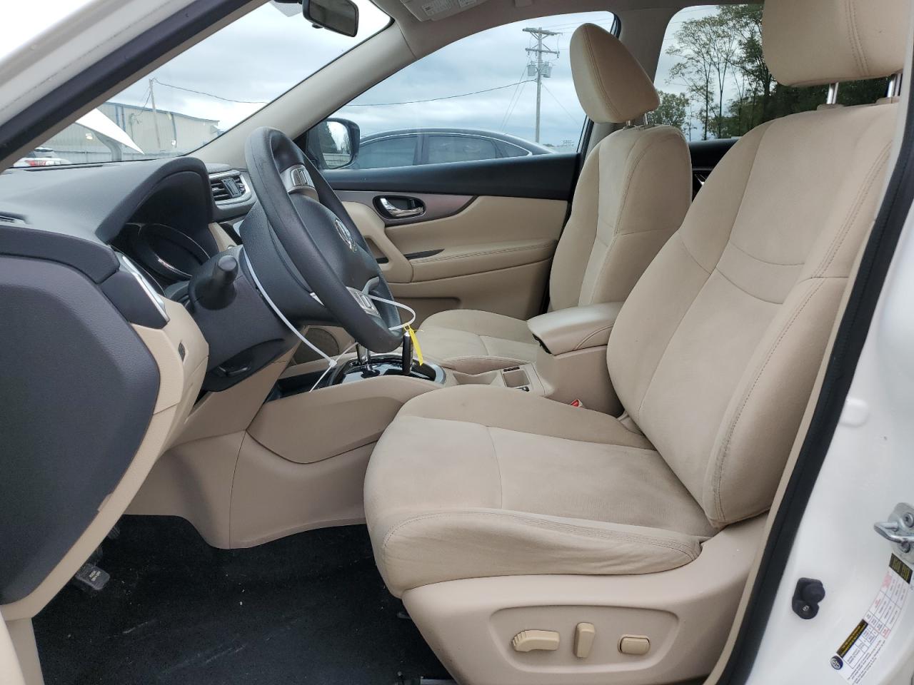 2016 Nissan Rogue - Image 7