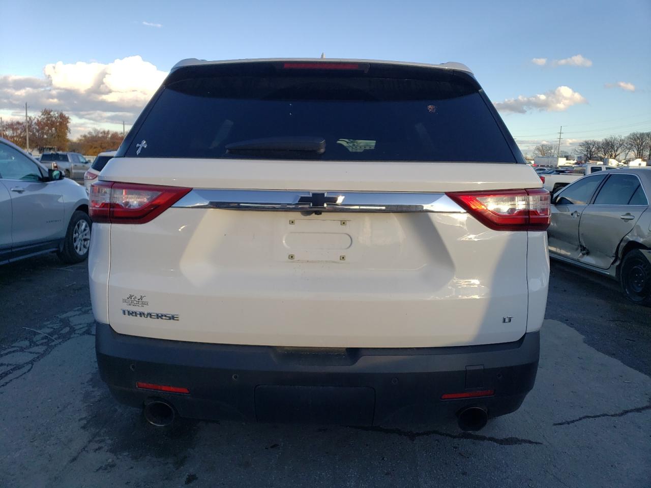 2018 Chevrolet Traverse Lt VIN: 1GNERGKW2JJ264667 Lot: 81252134