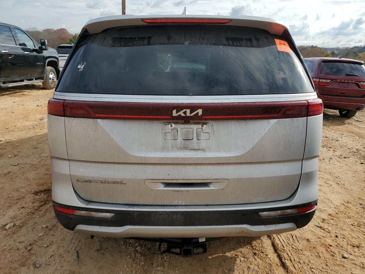 2022 Kia Carnival Lx VIN: KNDNB4H33N6117811 Lot: 82462004