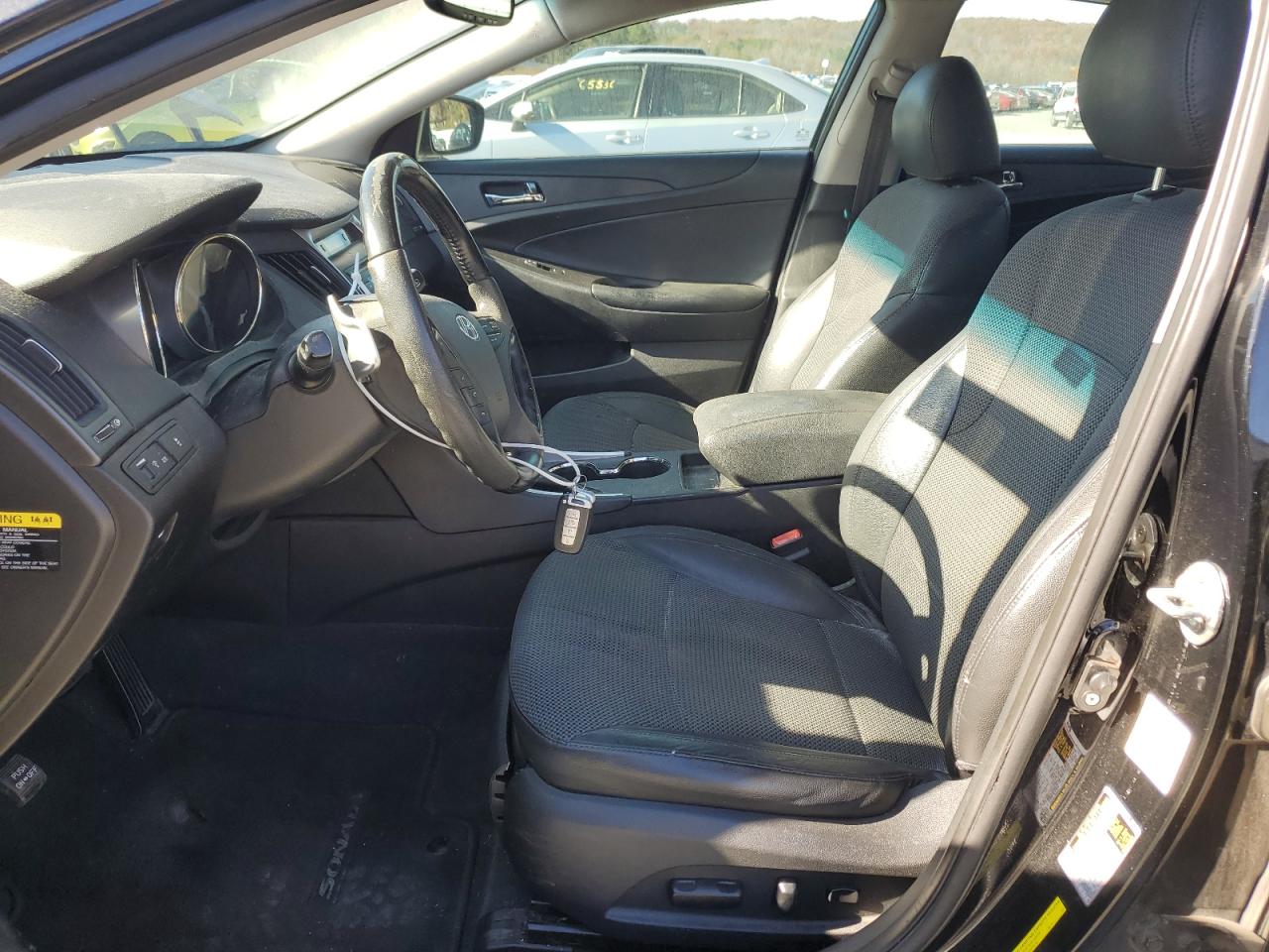 2011 Hyundai Sonata - Image 7