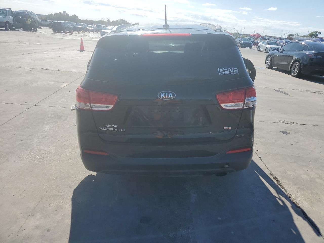 VIN 5XYPG4A3XGG169621 2016 KIA SORENTO no.6