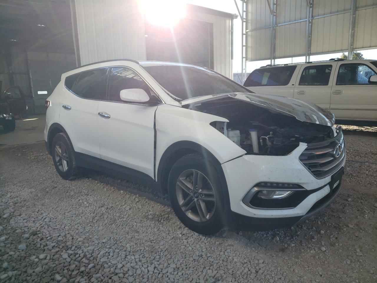 2017 Hyundai Santa Fe - Image 4