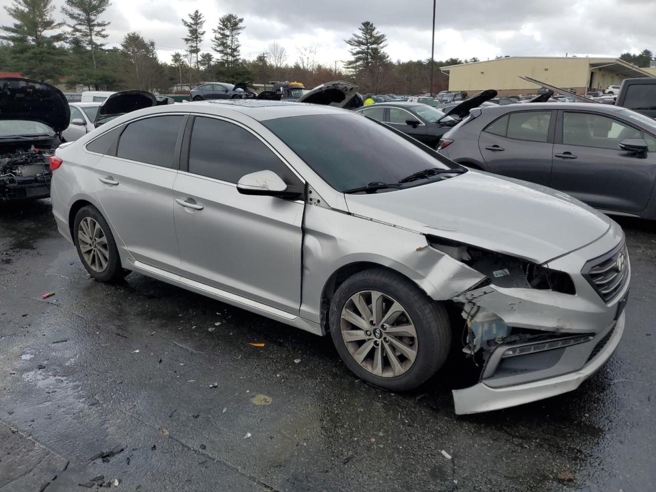 2017 Hyundai Sonata - Image 4