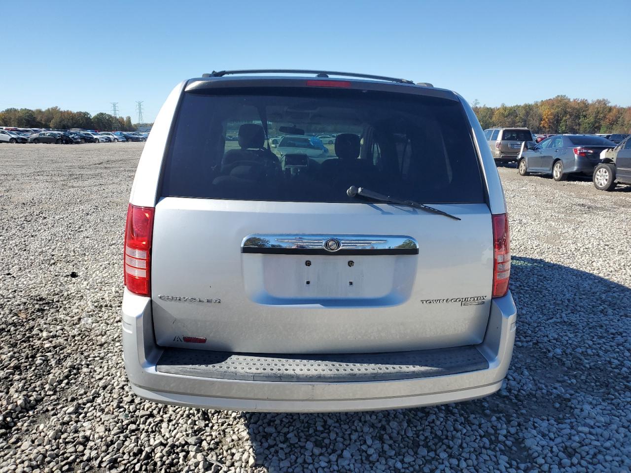 2010 Chrysler Town & Country Touring VIN: 2A4RR5D11AR192754 Lot: 81179154