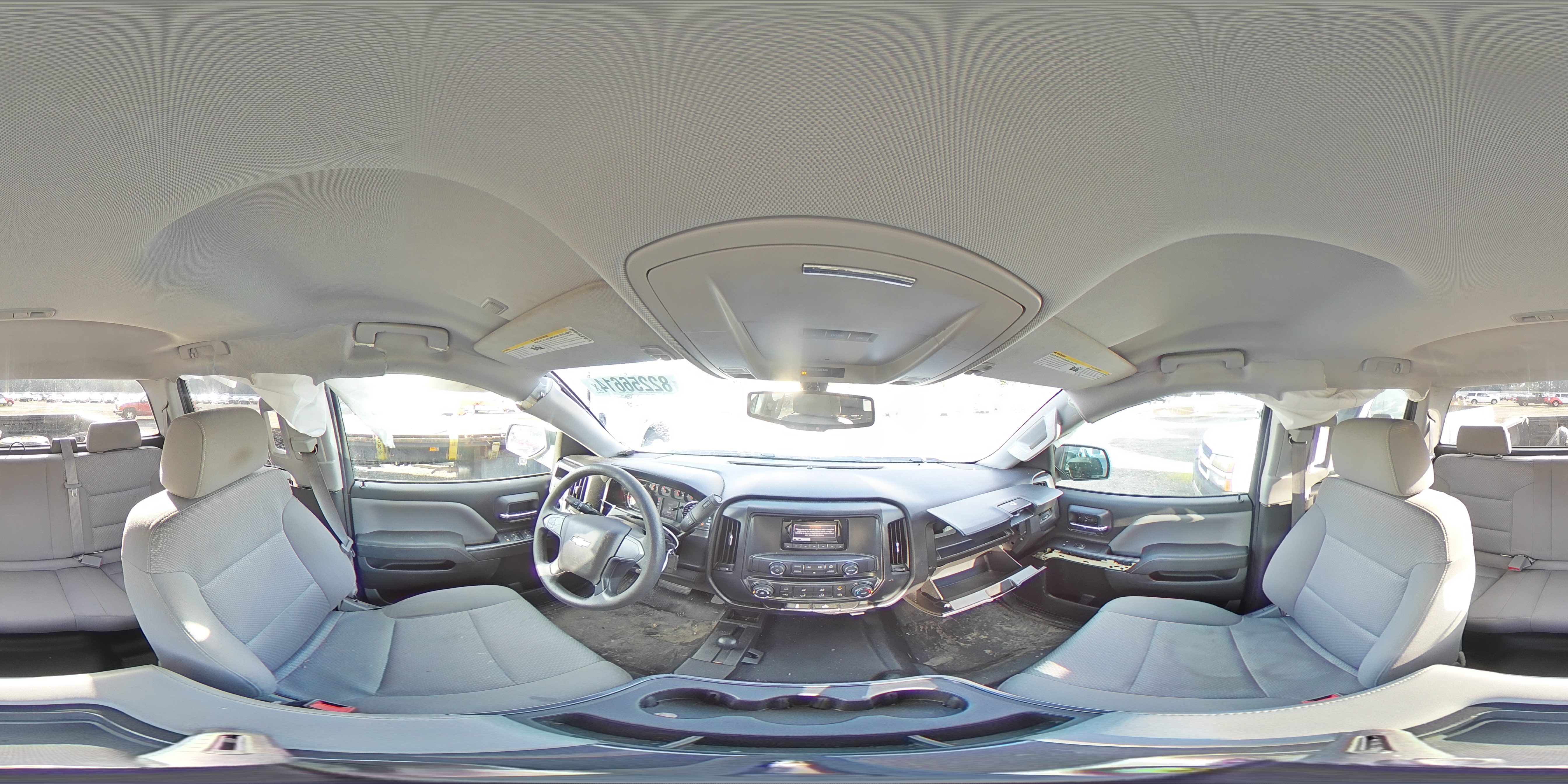 2015 Chevrolet Silverado - Image 13