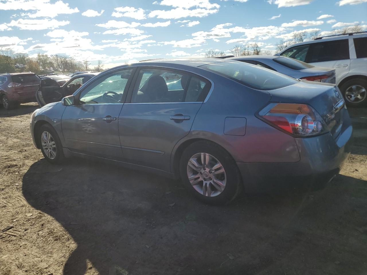 2012 Nissan Altima - Image 2