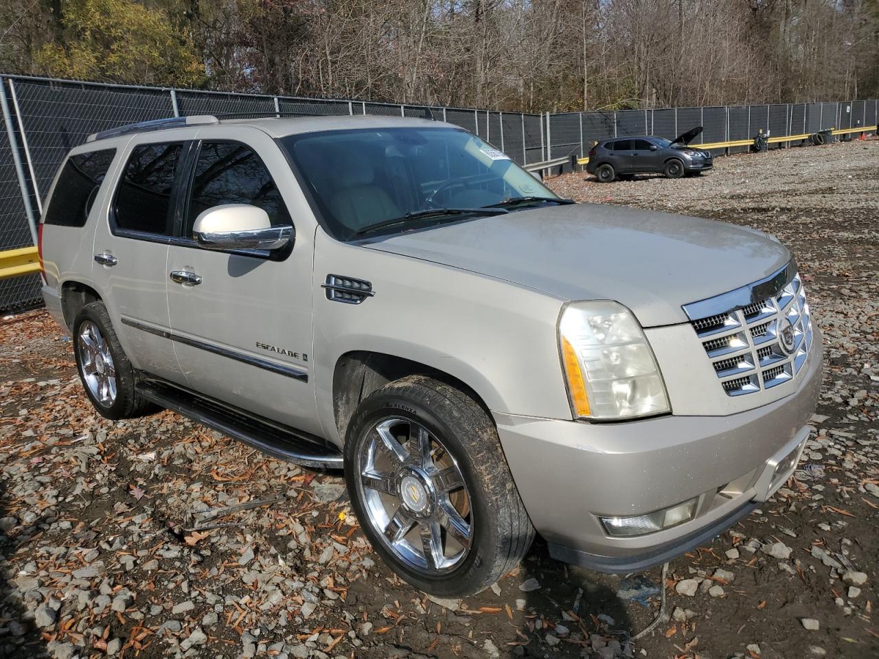2008 Cadillac Escalade - Image 4