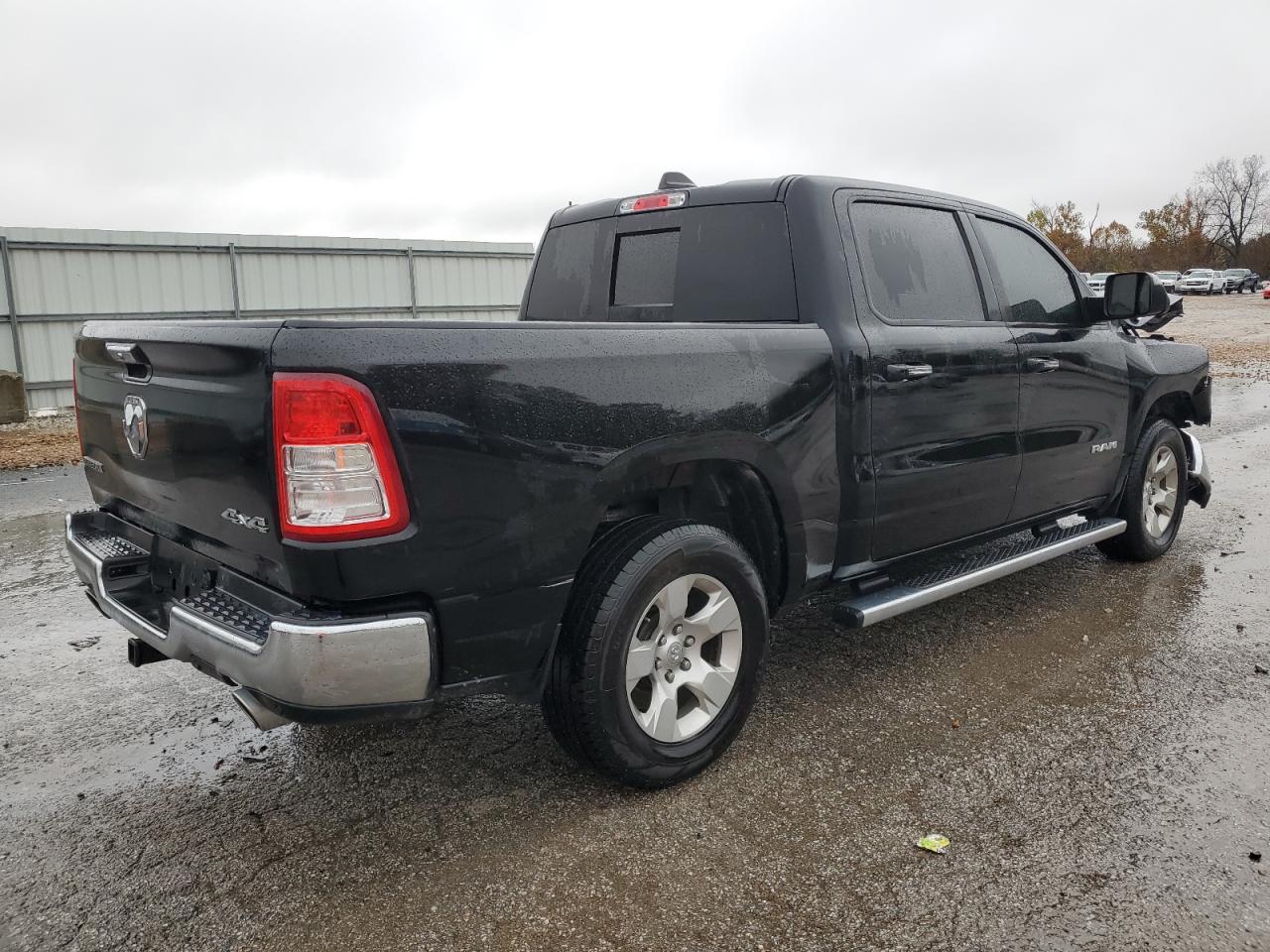 2020 RAM 1500 - Image 3