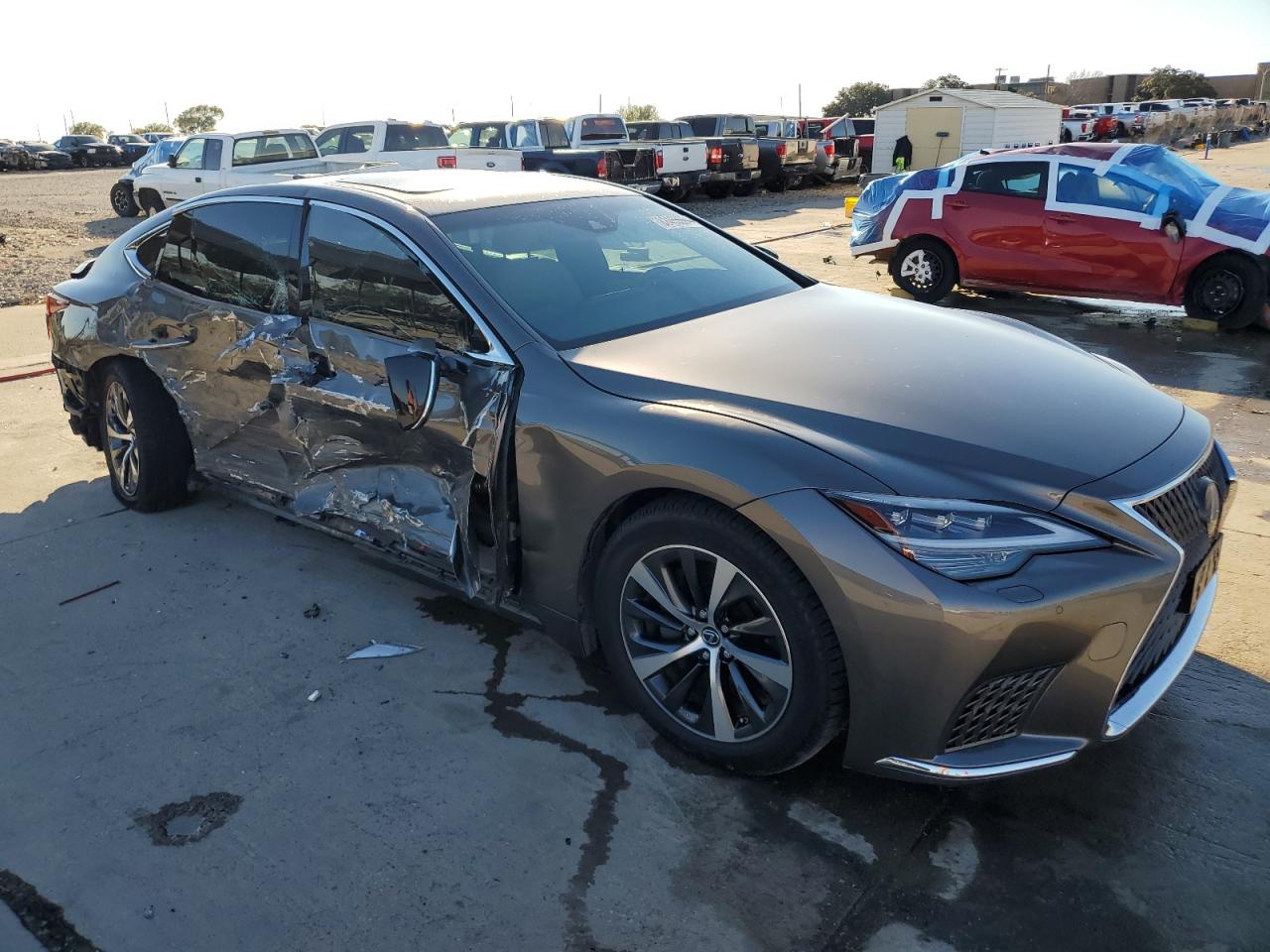 2021 Lexus LS - Image 4