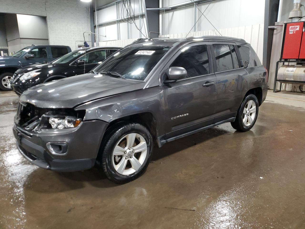 VIN 1C4NJDEB3FD189281 2015 JEEP COMPASS no.1