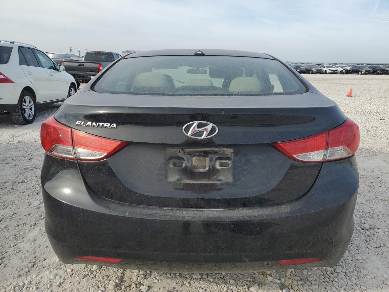 2013 Hyundai Elantra Gls VIN: 5NPDH4AE1DH235978 Lot: 82322444