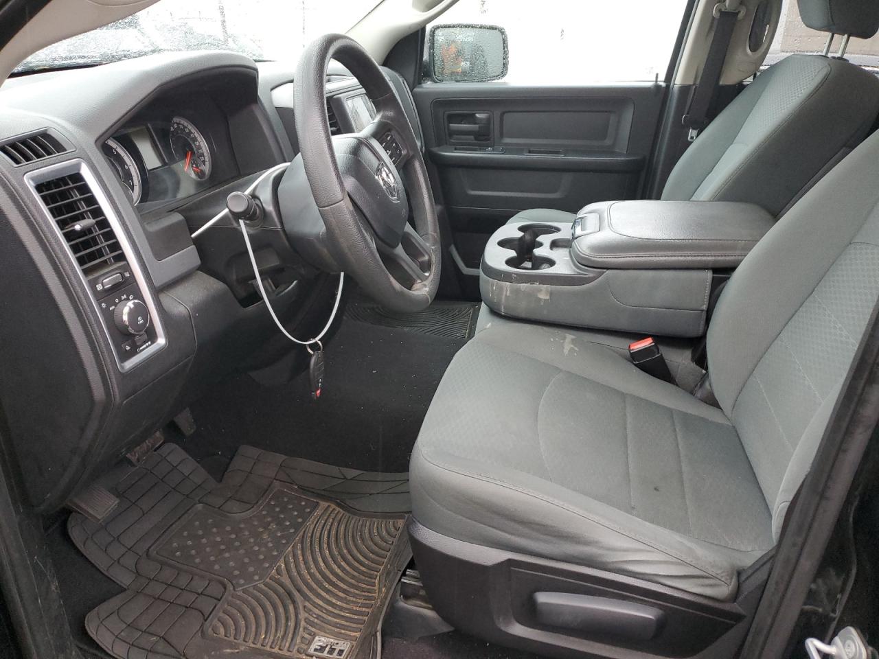 2016 RAM 1500 - Image 7