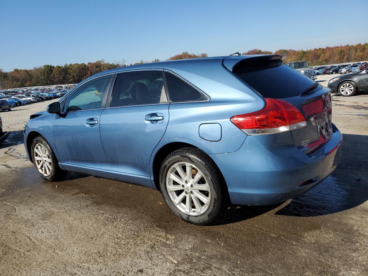 2009 Toyota Venza - Image 2